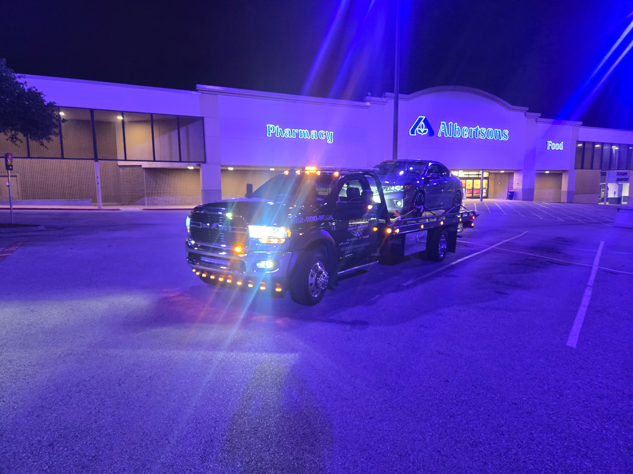 DFW Hook It Towing - Photo 6