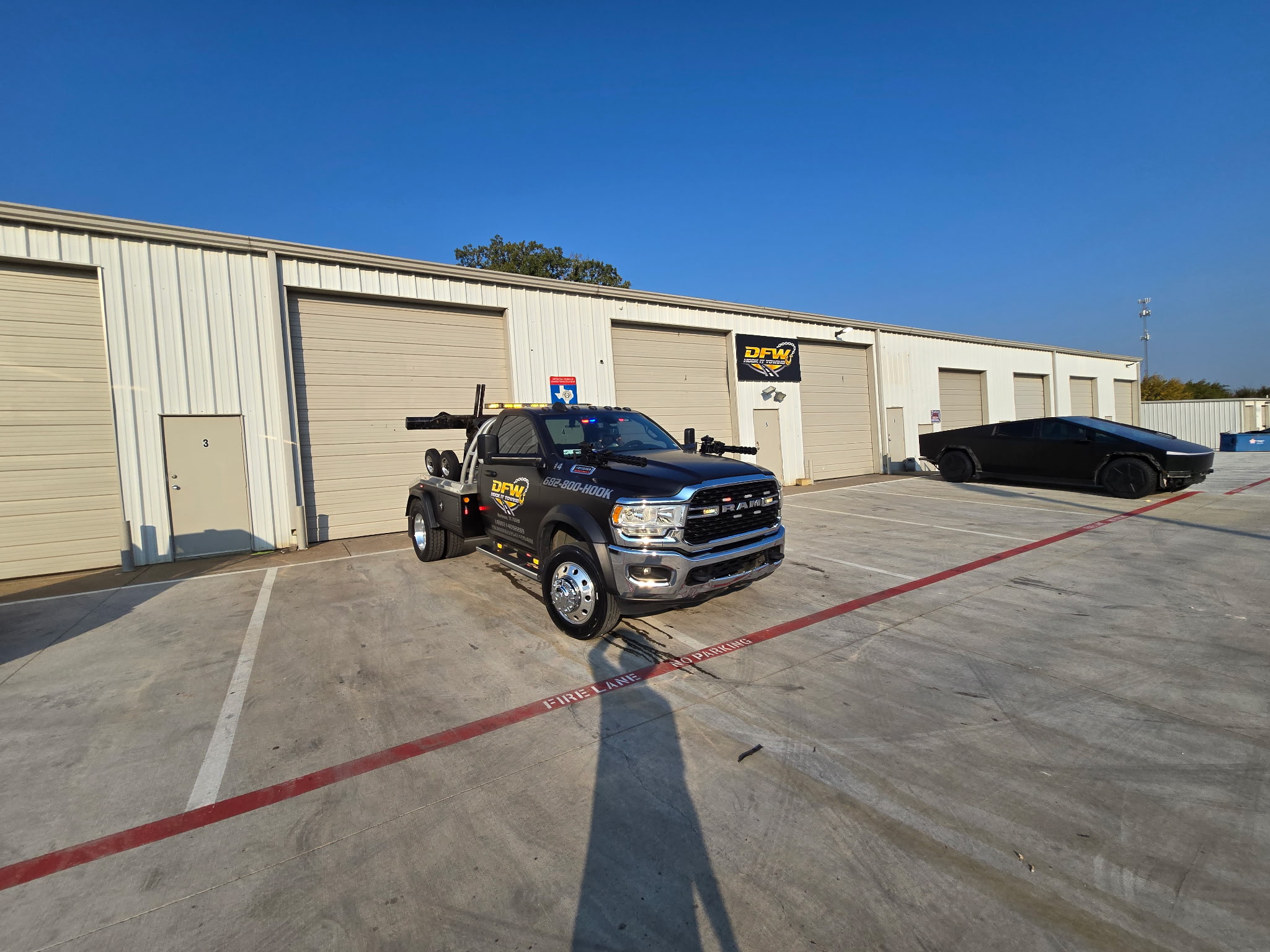 Flatbed Towing in  Burleson Texas
